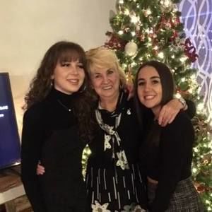 Meet your Posher, Edith